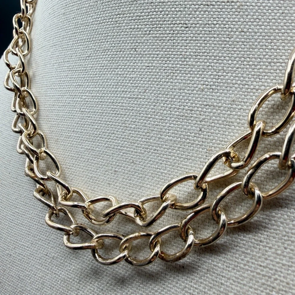 N/A gold tone